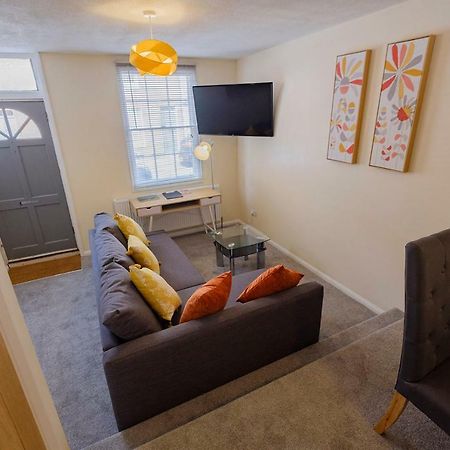 Kpgl Cosy Home Κάντεμπερι Εξωτερικό φωτογραφία